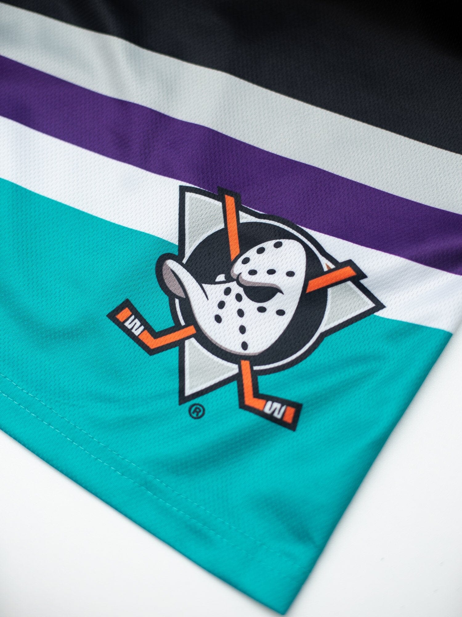 Anaheim Ducks Retro Alternate Mesh Hockey Shorts - Image 3