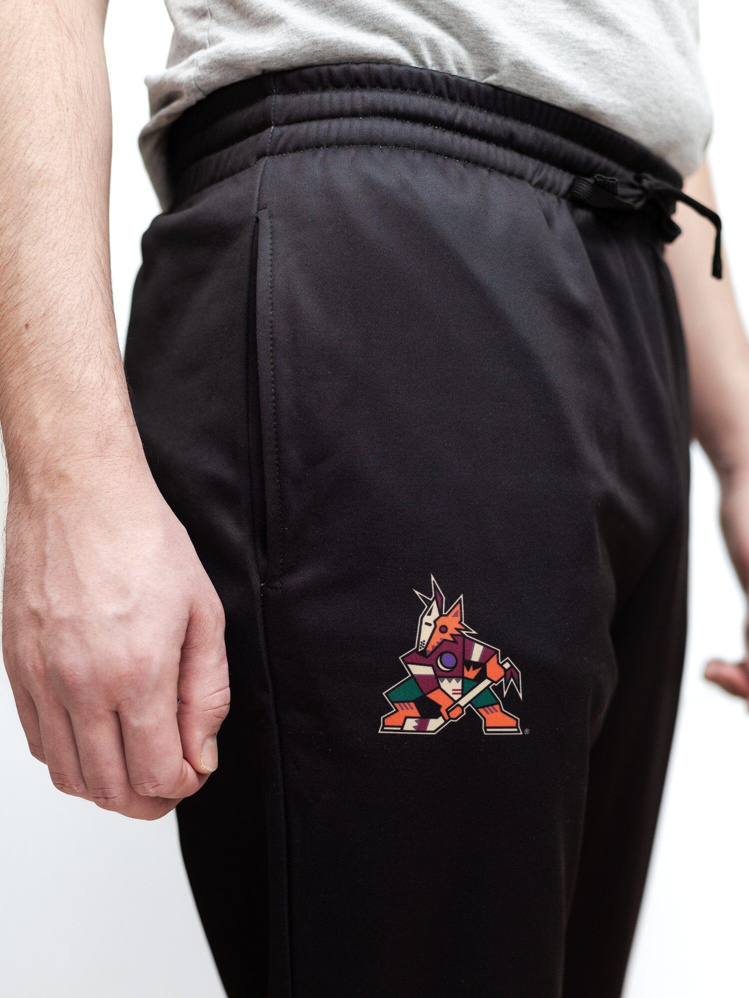 Arizona Coyotes Retro Alternate Hockey Jogger Pants - Image 3
