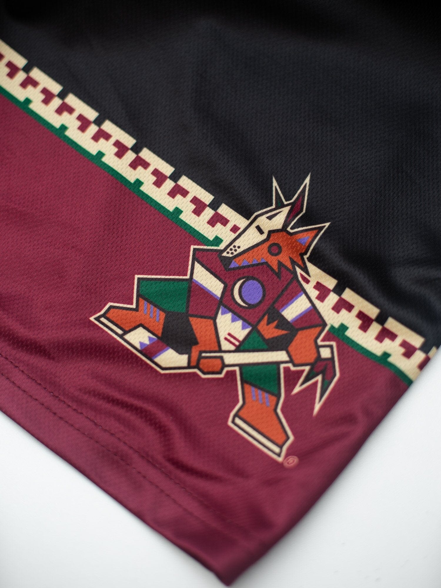 Arizona Coyotes Retro Alternate Mesh Hockey Shorts - Image 3