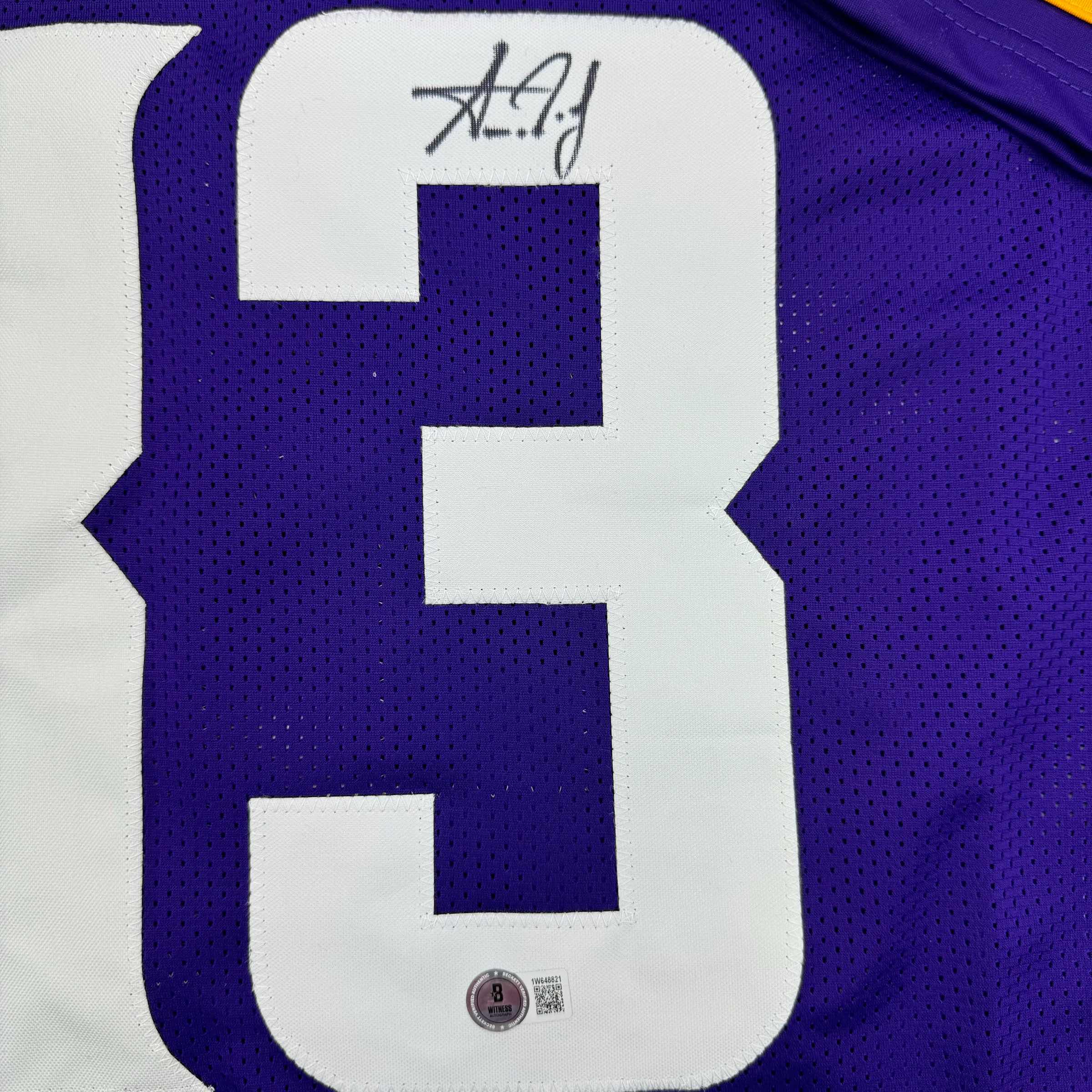 Autographed Aaron Jones Minnesota Purple Football Jersey - Image 3