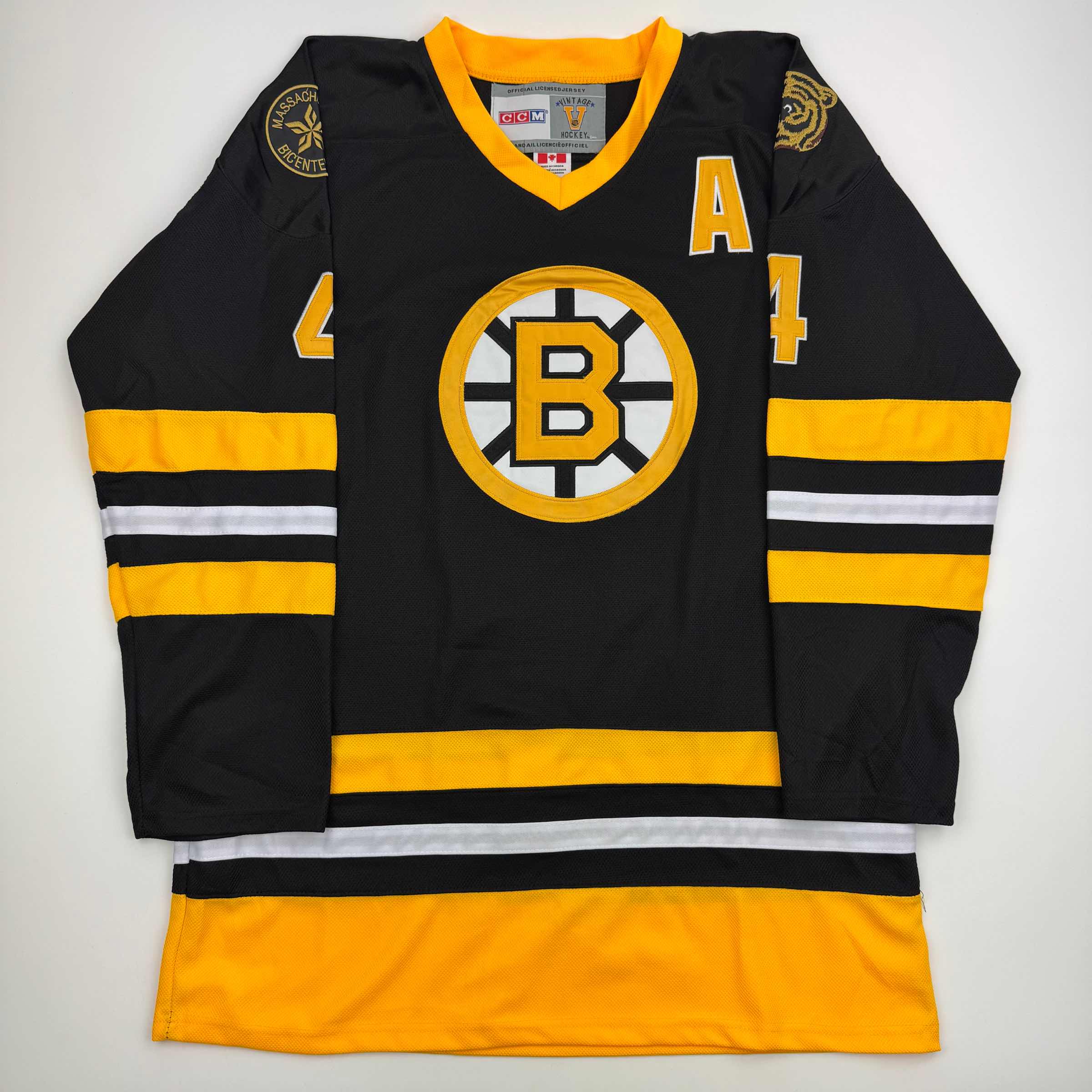 Autographed Bobby Orr Boston Bruins Black Hockey Jersey - Image 4
