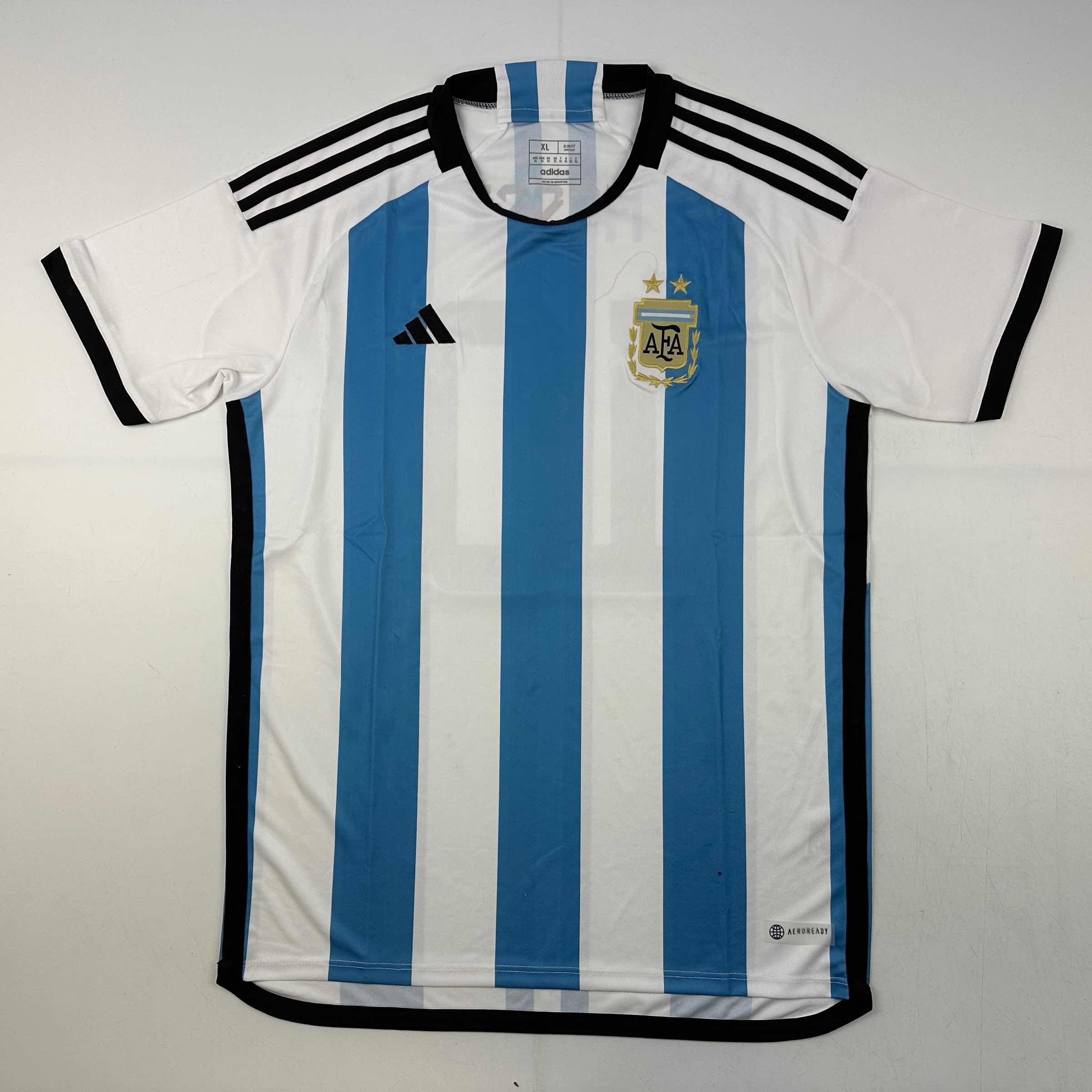 Autographed Lionel Leo Messi Argentina Blue/White Soccer Jersey - Image 5