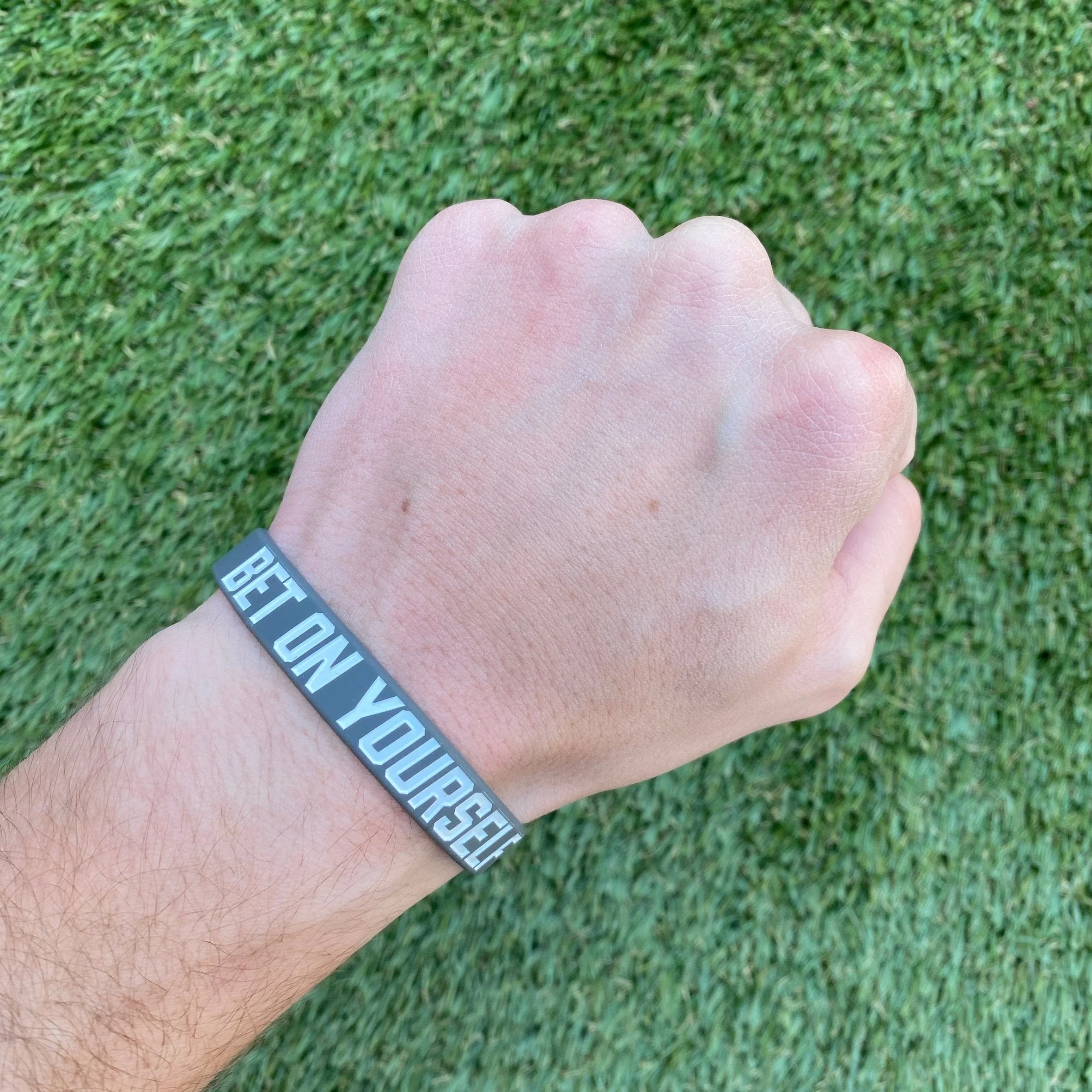 BET ON YOURSELF Wristband - Image 2