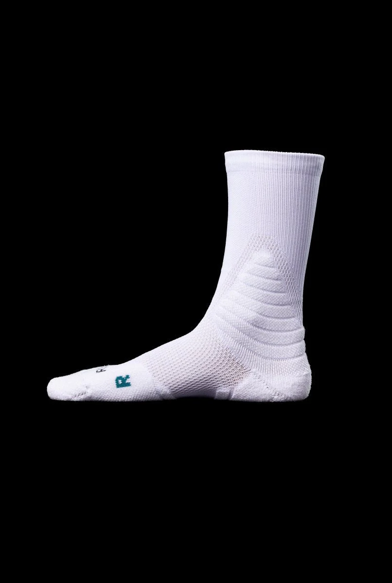 Cloud Tech Performance Socks in White - Image 6