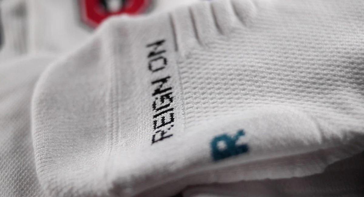Cloud Tech Performance Socks in White - Image 7