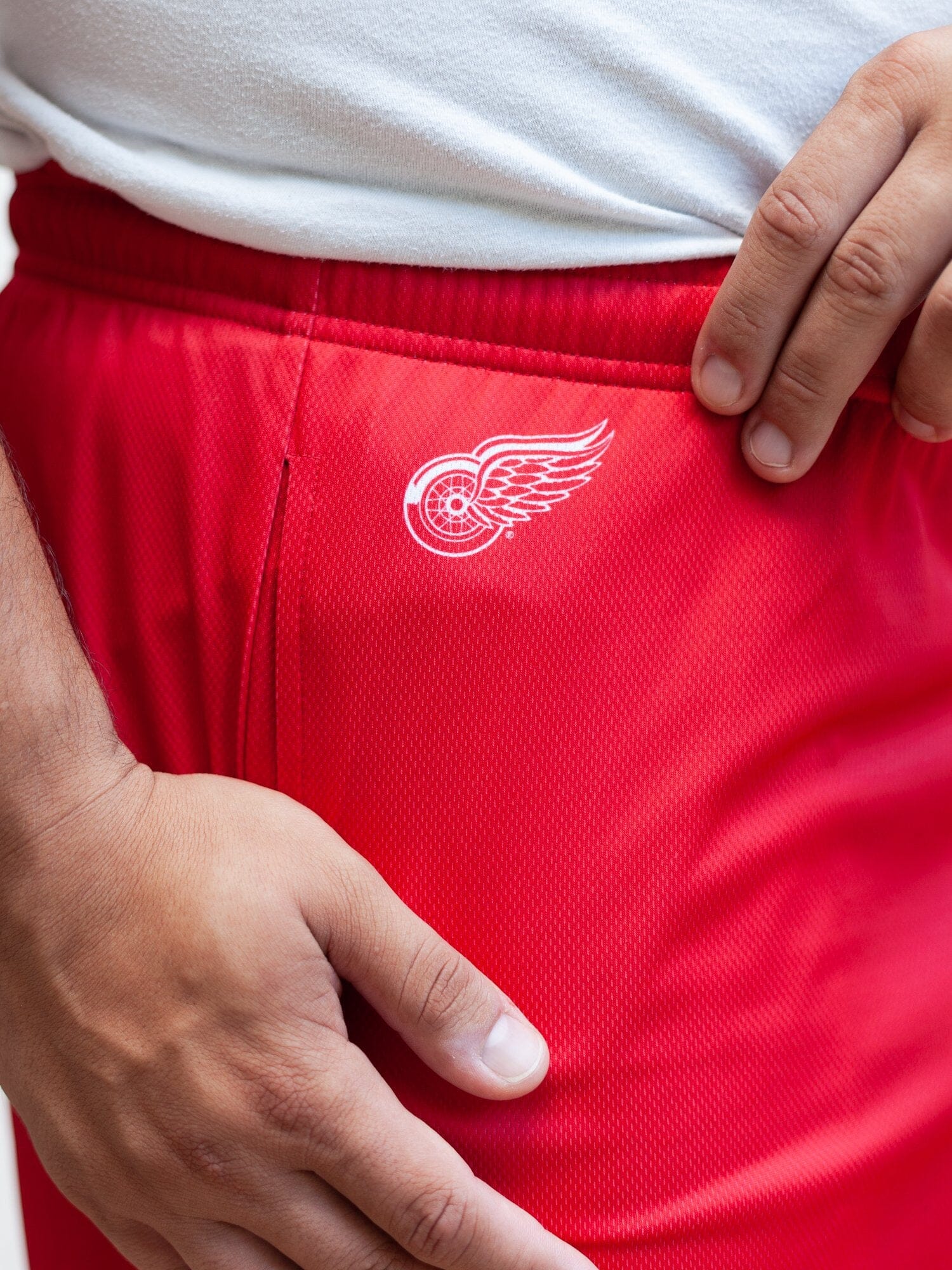 Detroit Red Wings Mesh Hockey Shorts - Image 2