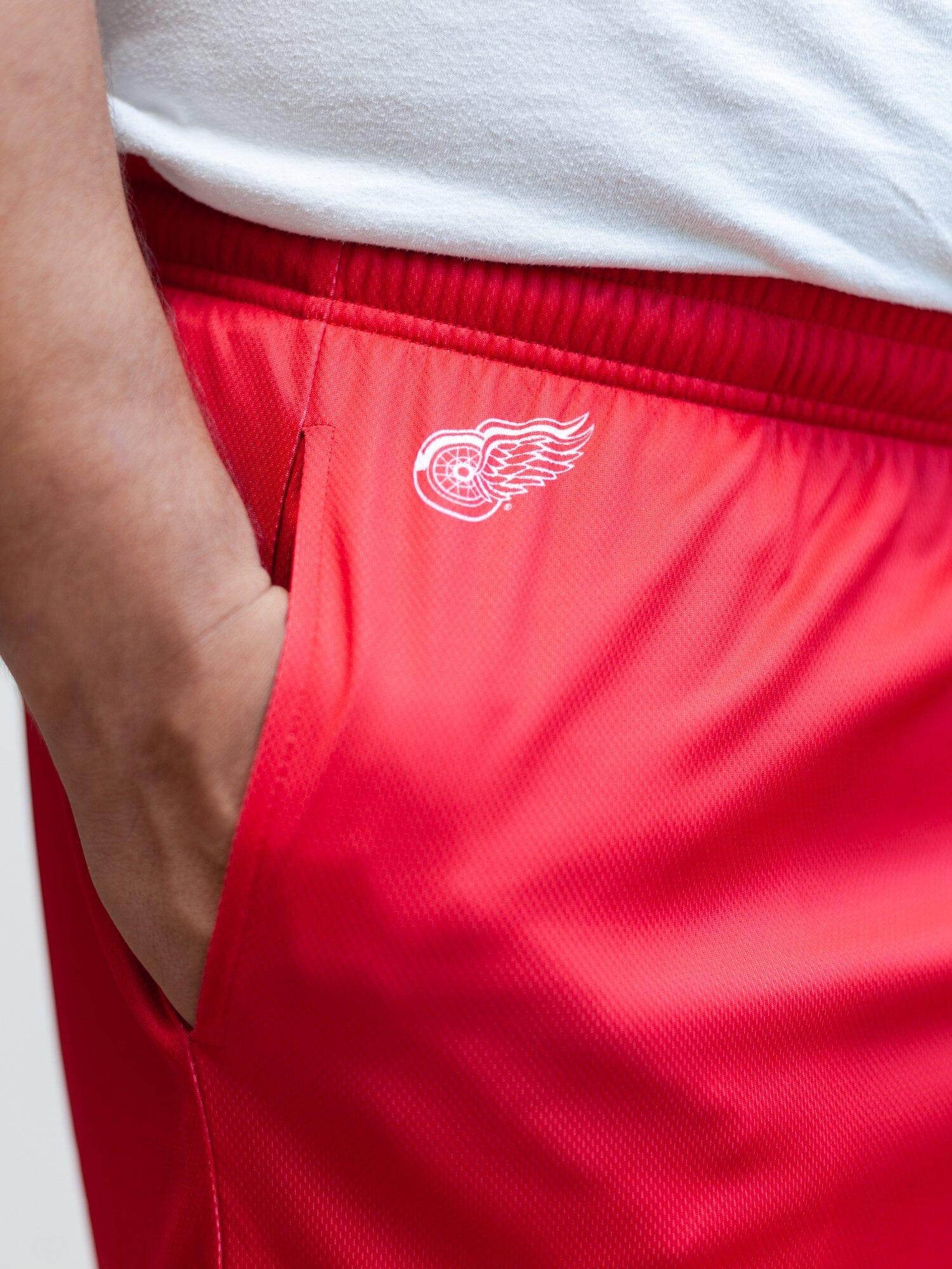 Detroit Red Wings Mesh Hockey Shorts - Image 4