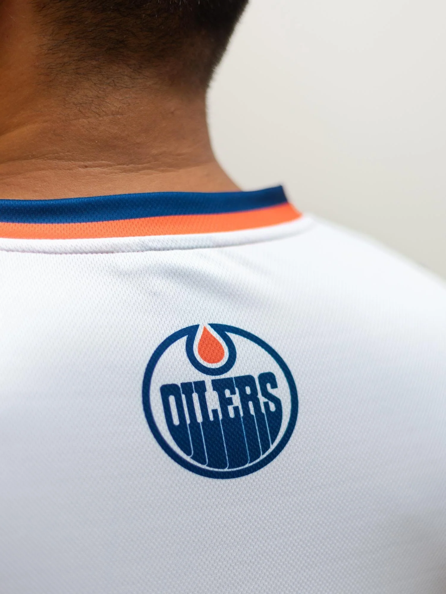 Edmonton Oilers Away Hockey Tank - Image 2