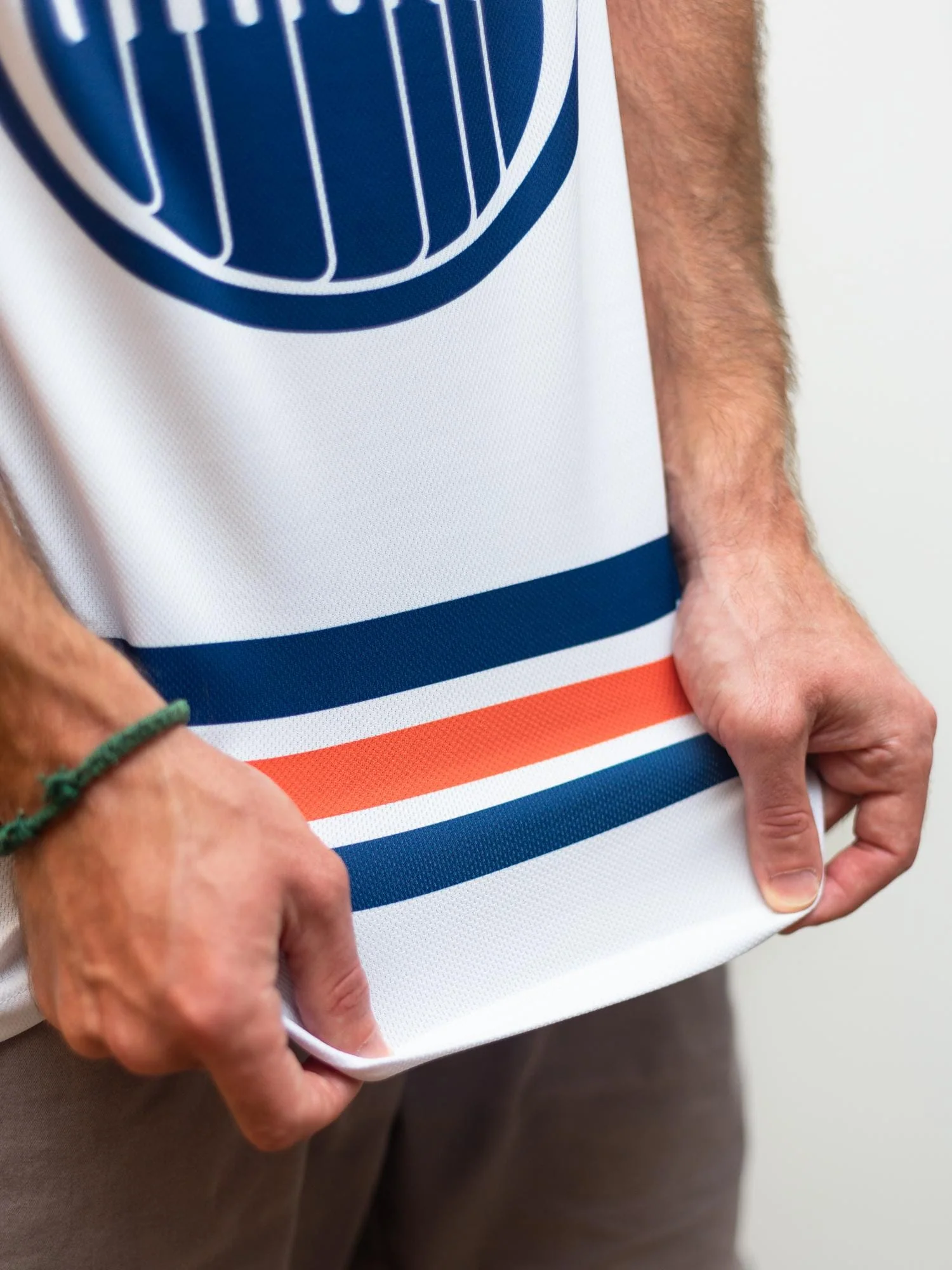 Edmonton Oilers Away Hockey Tank - Image 5