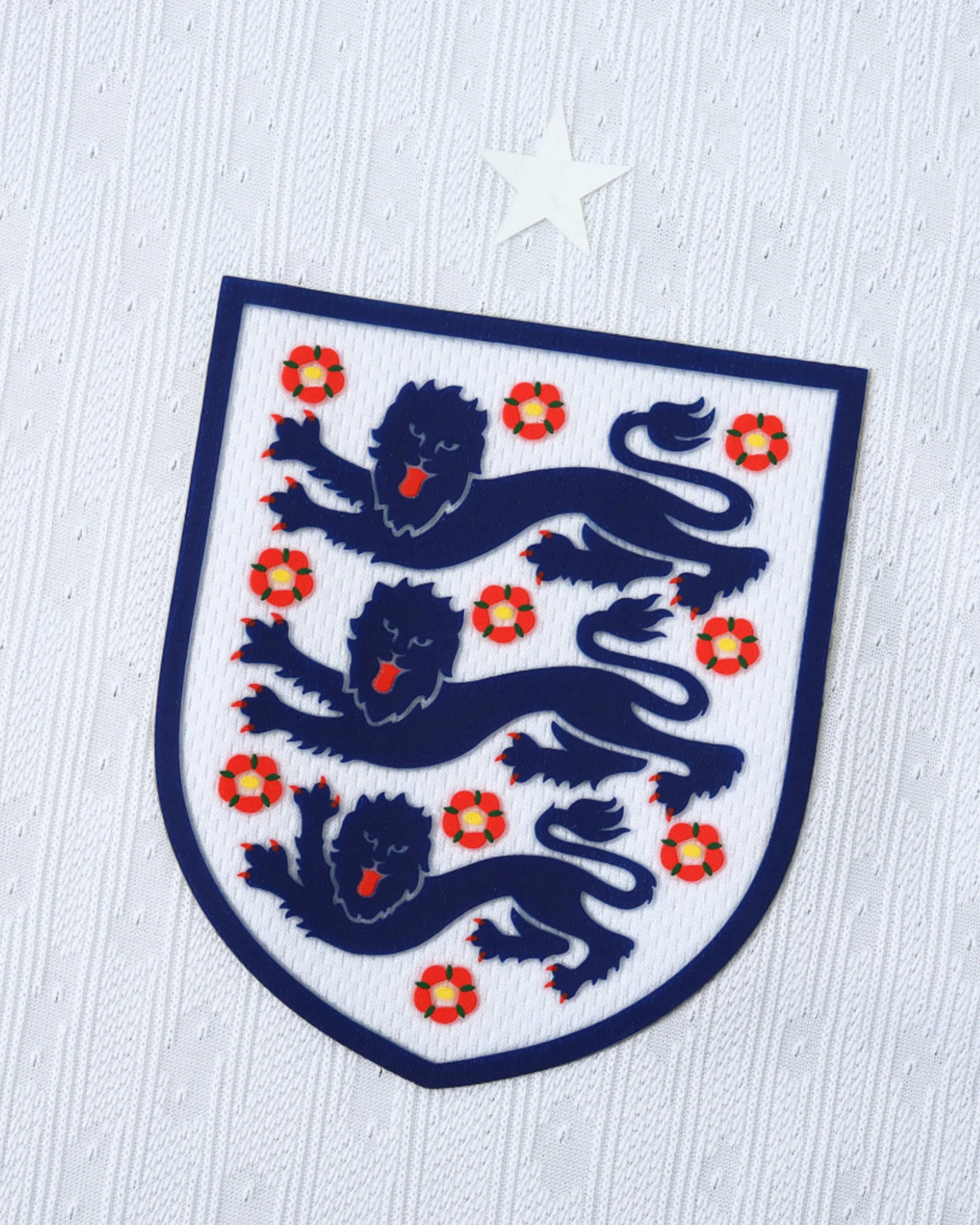 England UEFA Home 2024/25 Replica Jersey - Image 4
