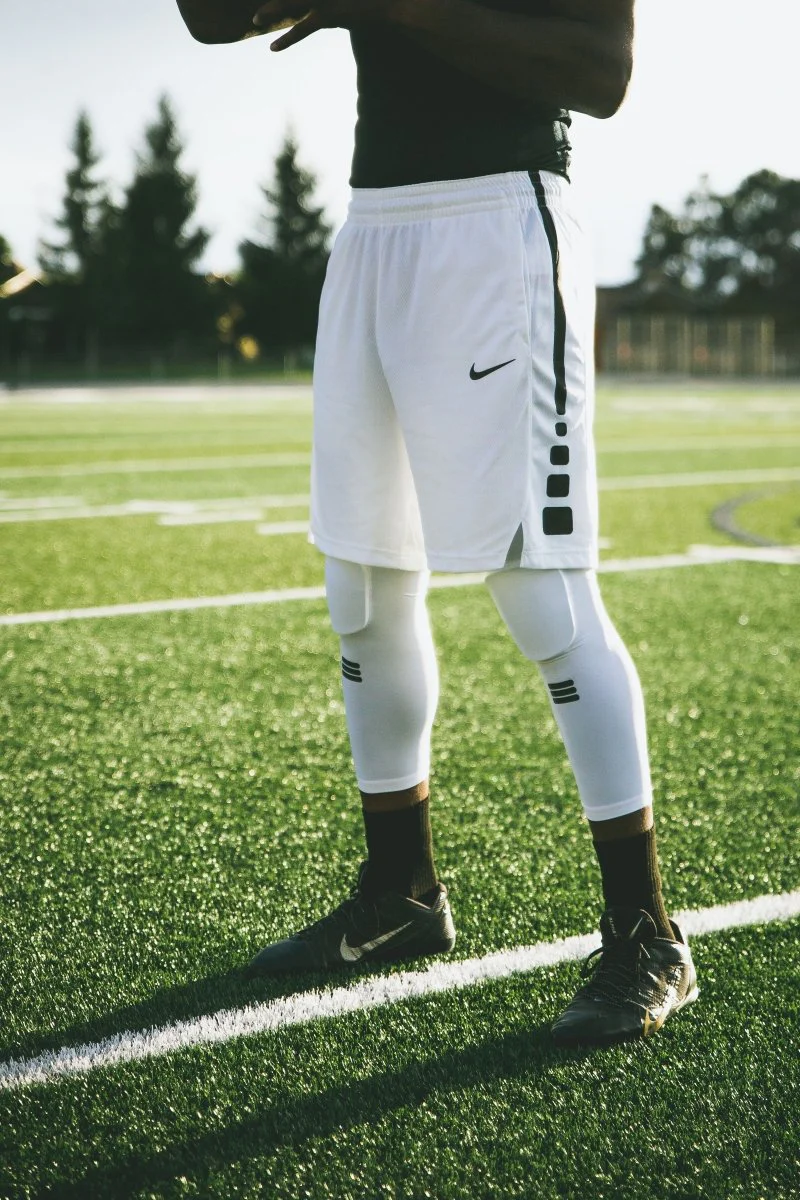 Full-Length Padded White Knee Sleeve - Image 7