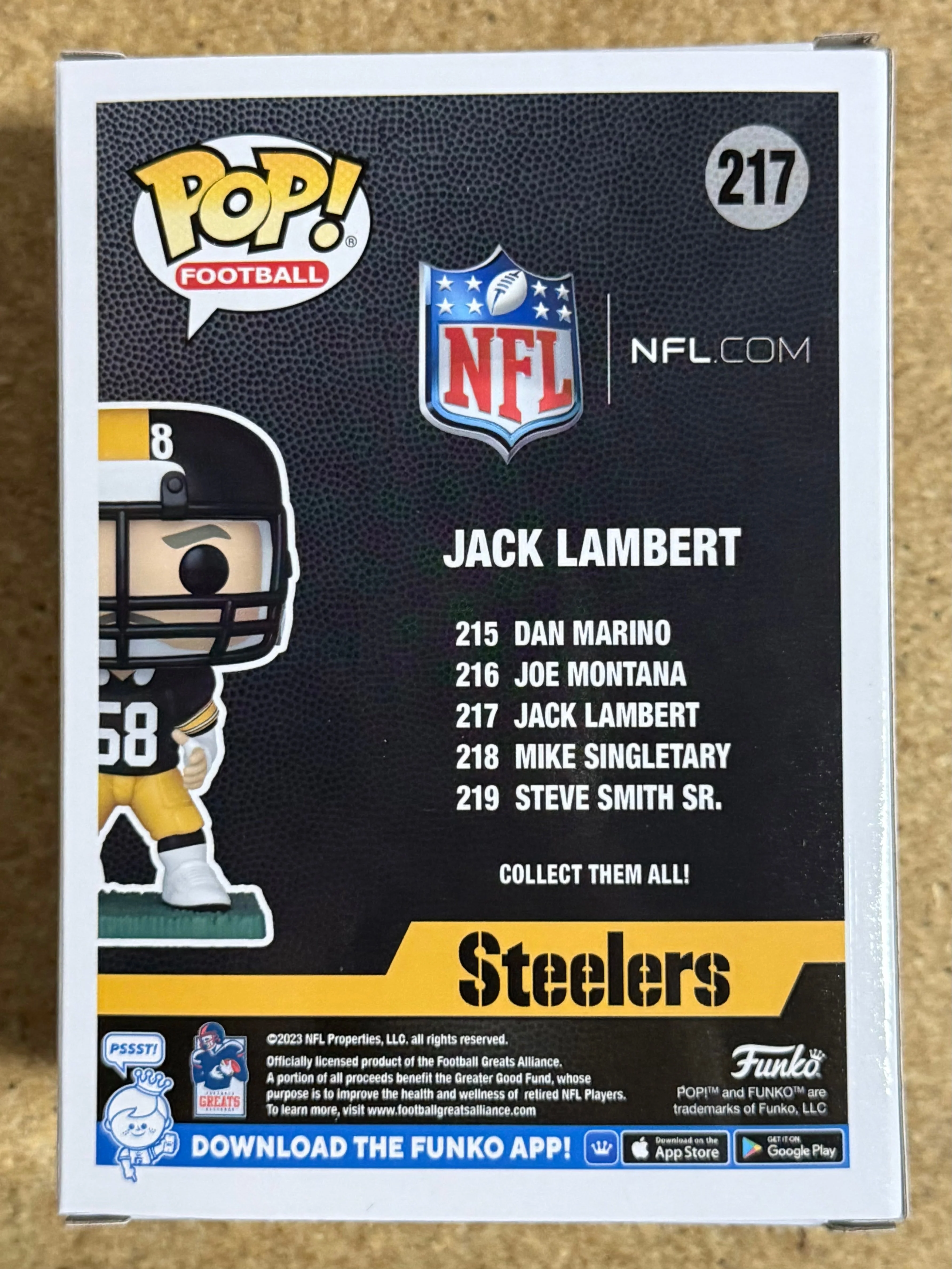 Funko Pop! Football Jack Lambert #217 NFL Pittsburgh Steelers 2024 Linebacker - Image 3