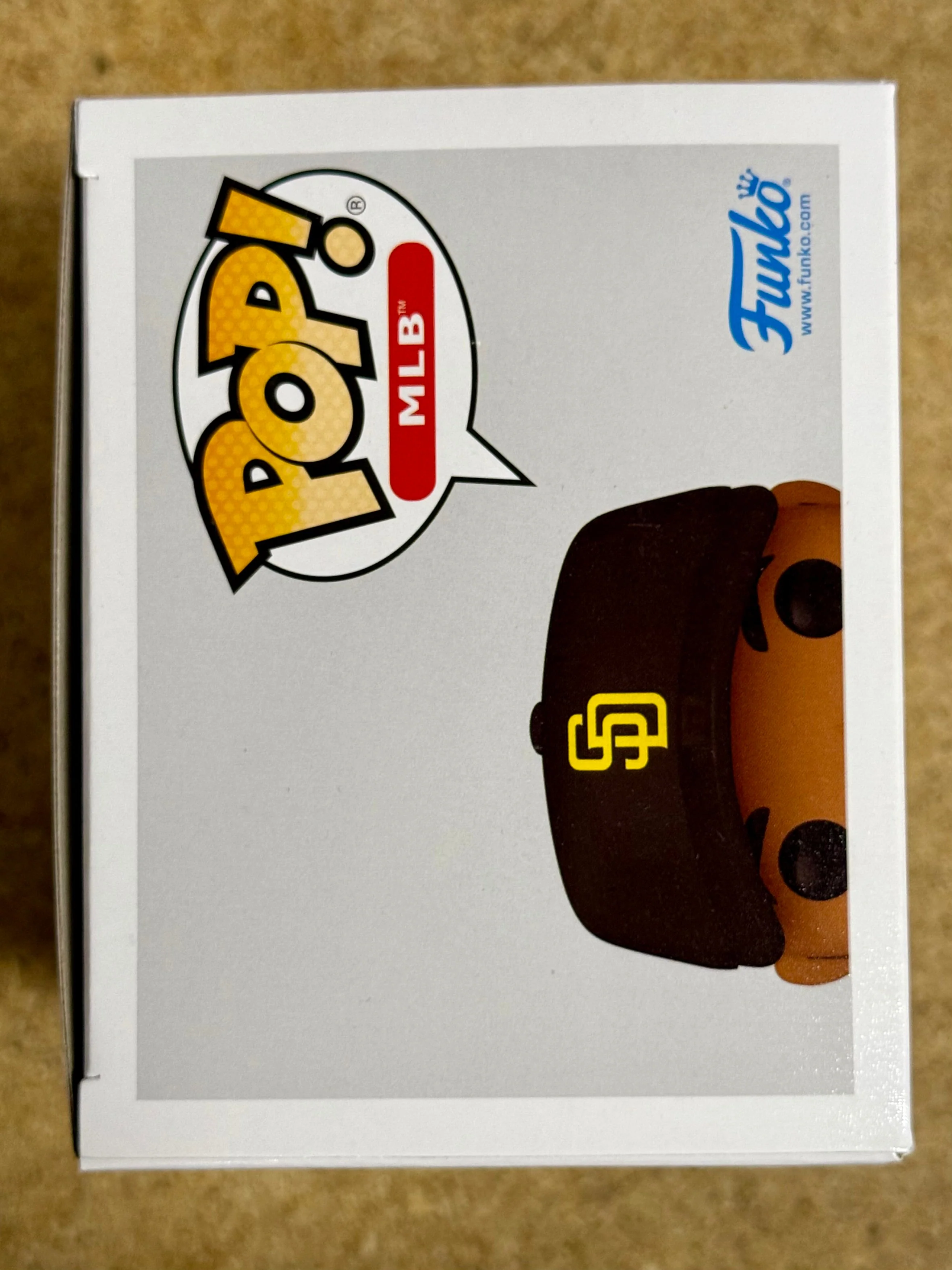 Funko Pop! MLB Luis Arraez #110 San Diego Padres 2024 Infielder - Image 5
