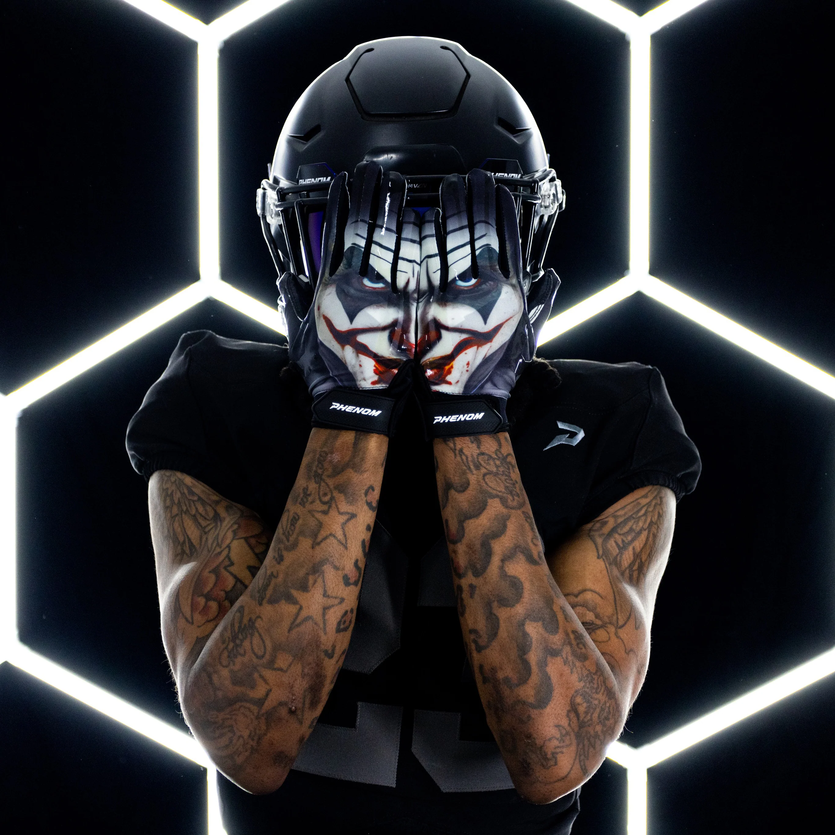 Jester Football Gloves - Image 3