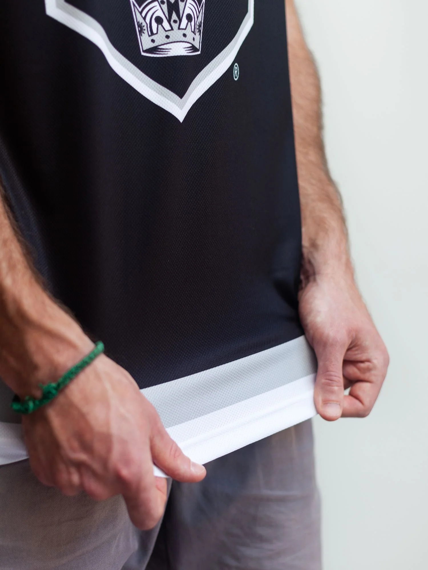 Los Angeles Kings Hockey Tank - Image 5