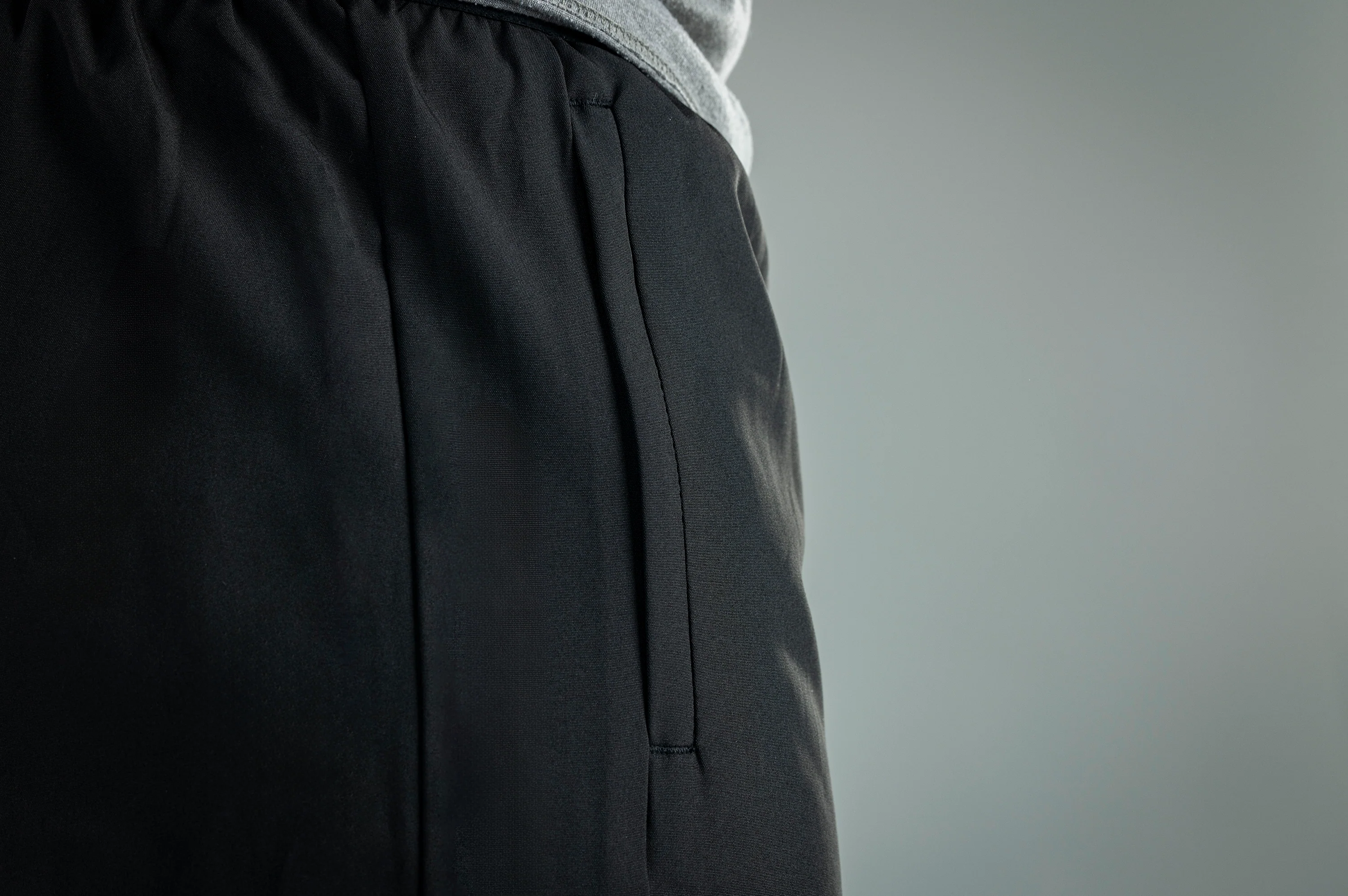 Men's V1 Black Athletic Shorts - Image 14