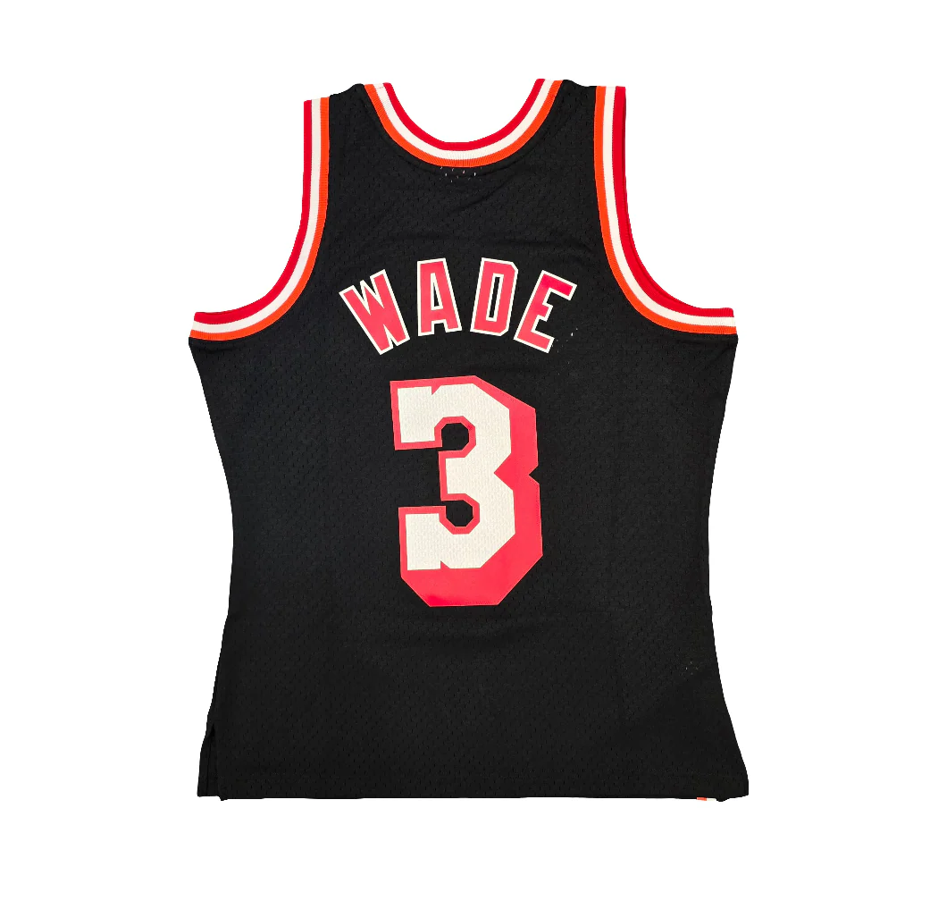 Miami Heat Dwayne Wade Black 2013/14 Alternate Mitchell & Ness Swingman jersey - Image 2