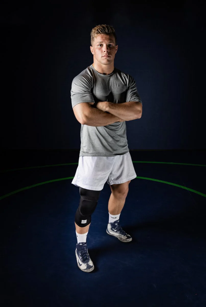 Mid-Length Padded Black Knee Sleeve - Image 22