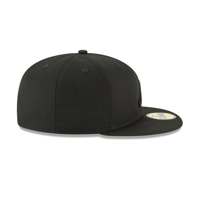 Atlanta Braves 59Fifty Black / Black Fitted Hat - Image 3