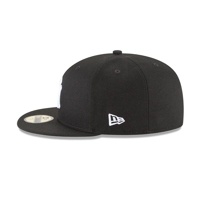 MLB Basic New York Yankees Black / White Hat - Image 3