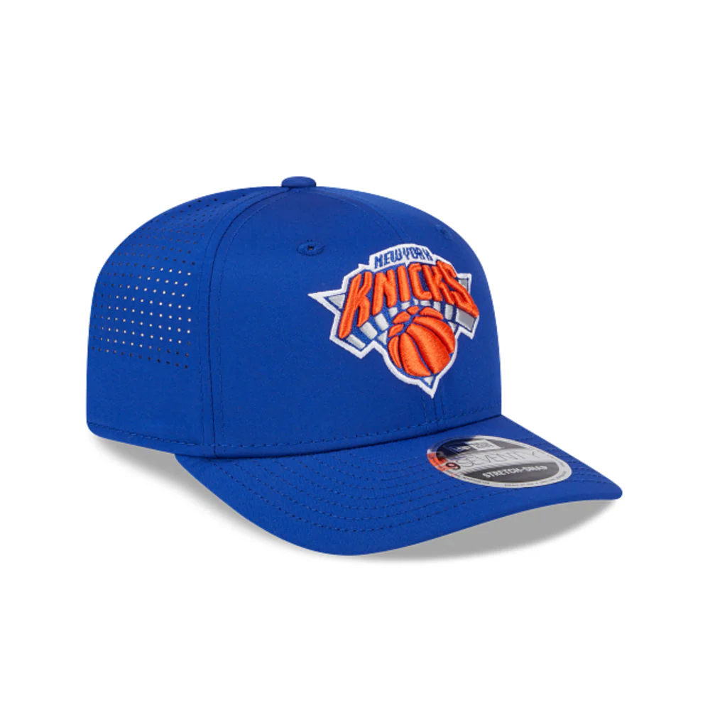 New York Knicks NBA Perform 9Seventy Stretch Snapback Hat - Image 2