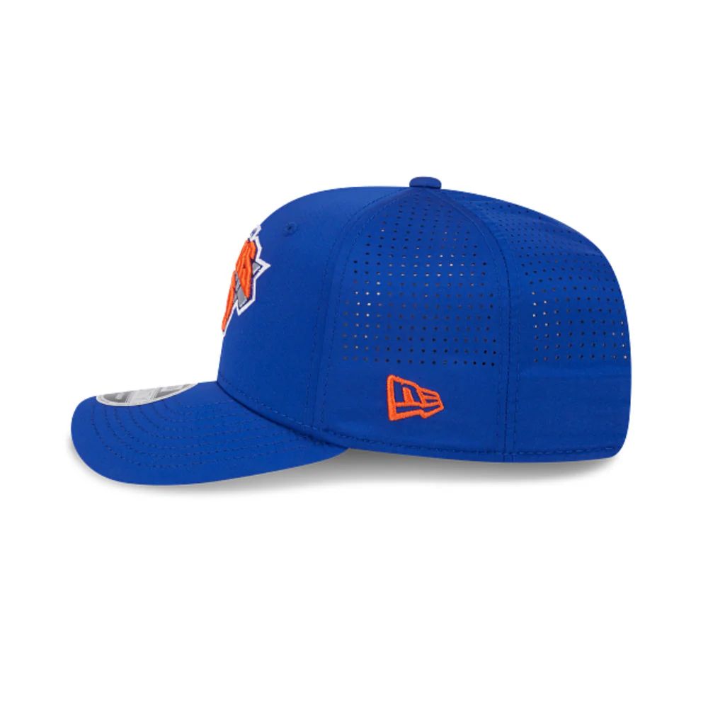 New York Knicks NBA Perform 9Seventy Stretch Snapback Hat - Image 4
