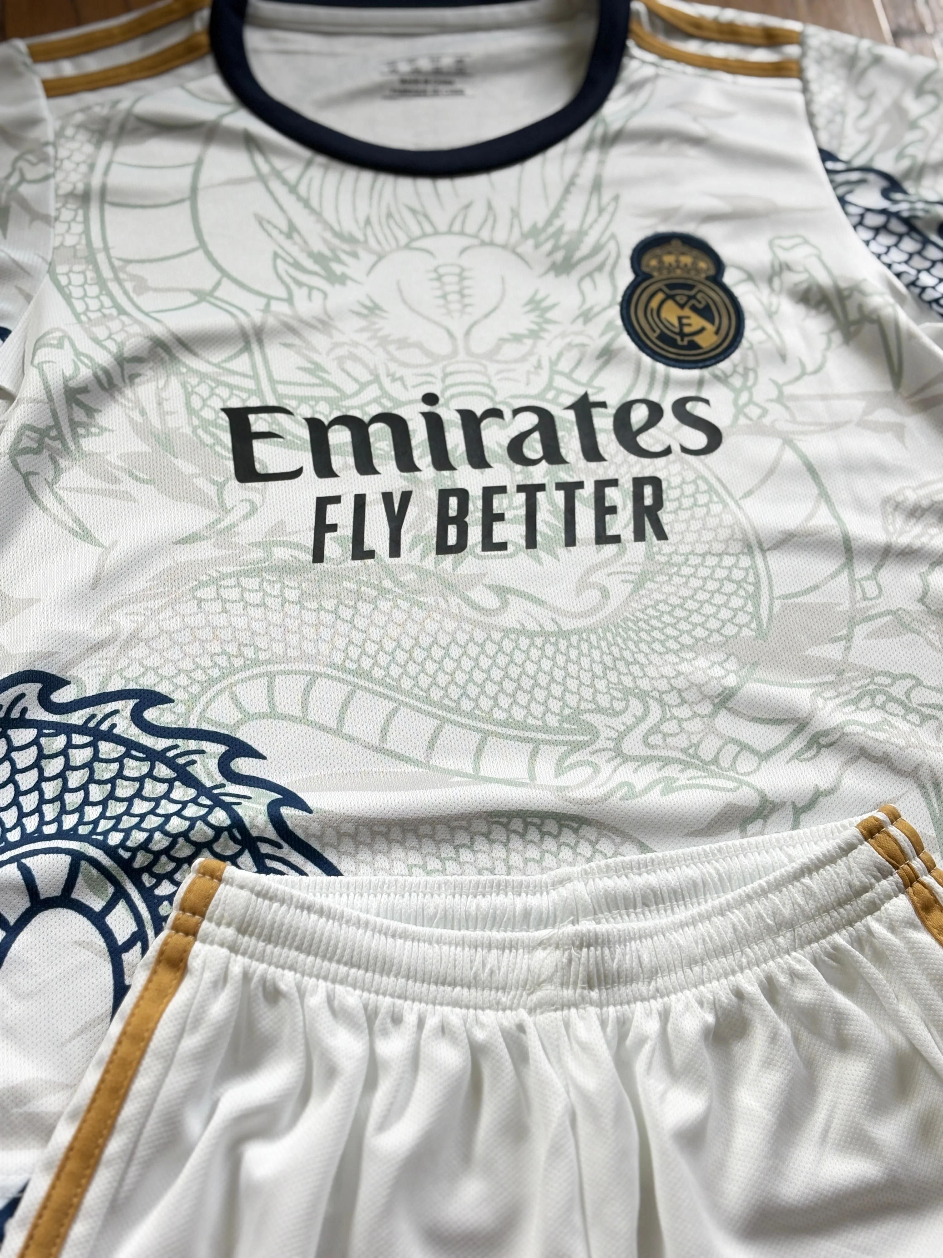 Ronaldo White Dragon Home Edition Kids Soccer Jersey Kit - Image 3