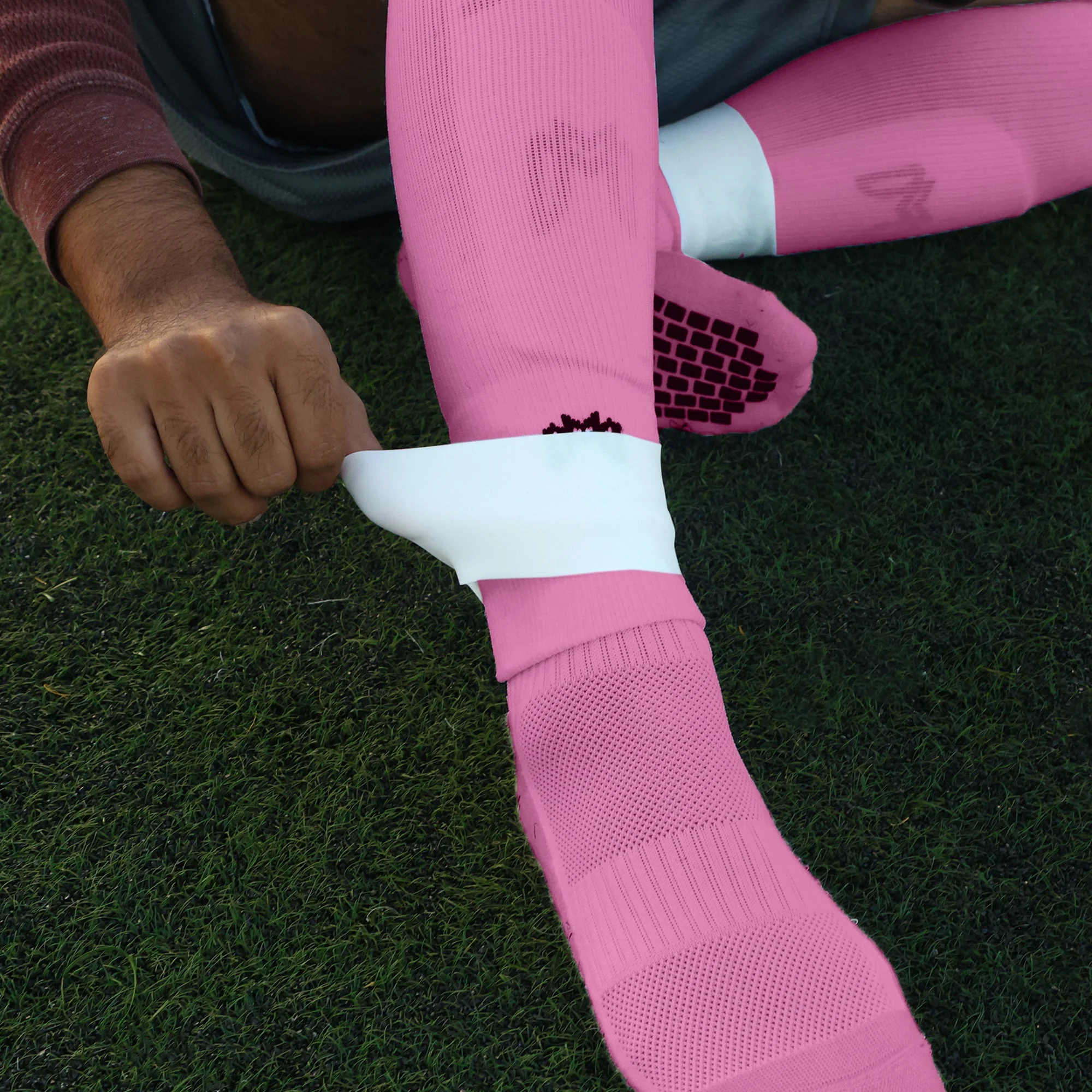 Silicone Shin Guard Holder Bands - Image 8