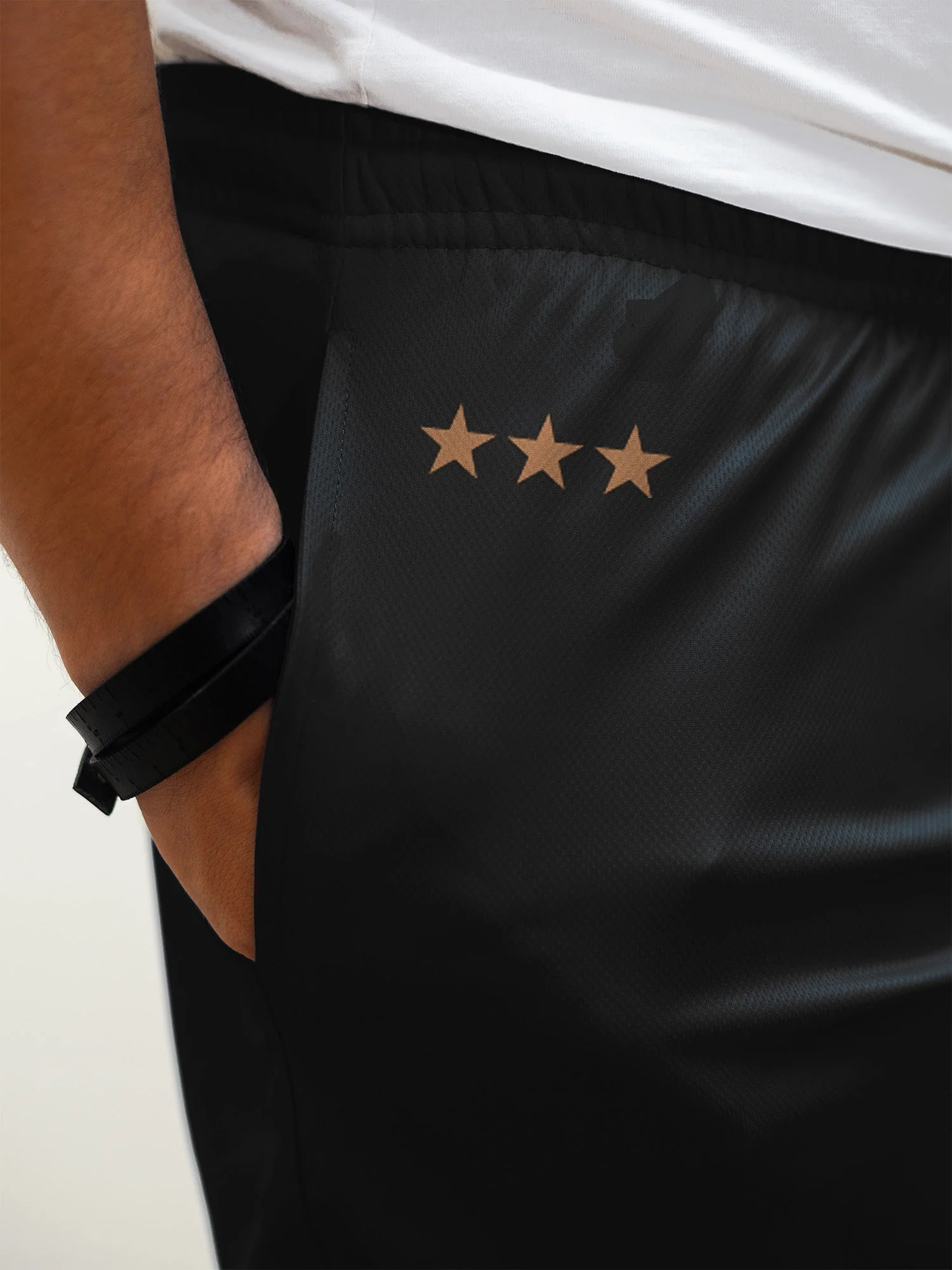 Washington Capitals "Screaming Eagle" Alternate Mesh Hockey Shorts - Image 2